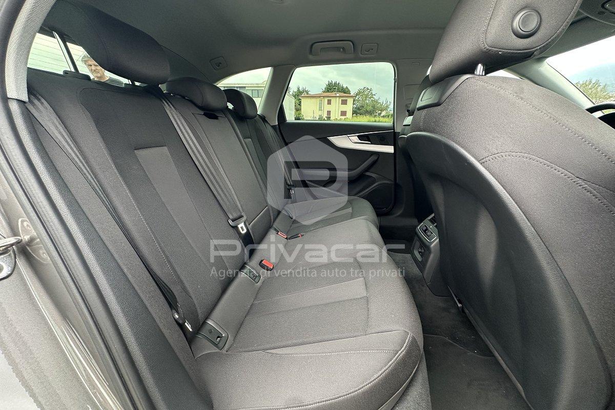 AUDI A4 40 TDI S tronic S line edition