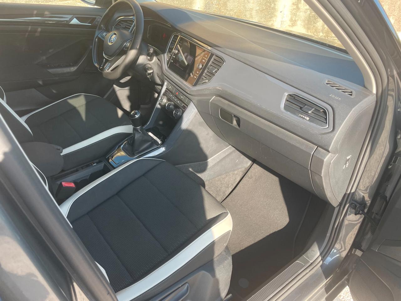 Volkswagen T-Roc 1.6 TDI SCR Advanced BlueMotion Technology