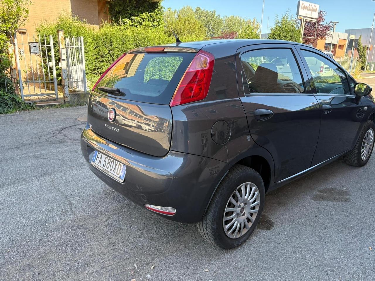 Fiat Punto 1.4 8V 5 porte Natural Power Lounge