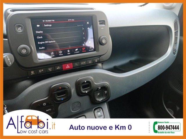 FIAT Panda 1.0 FireFly 70CV Hybrid Cross (RED)