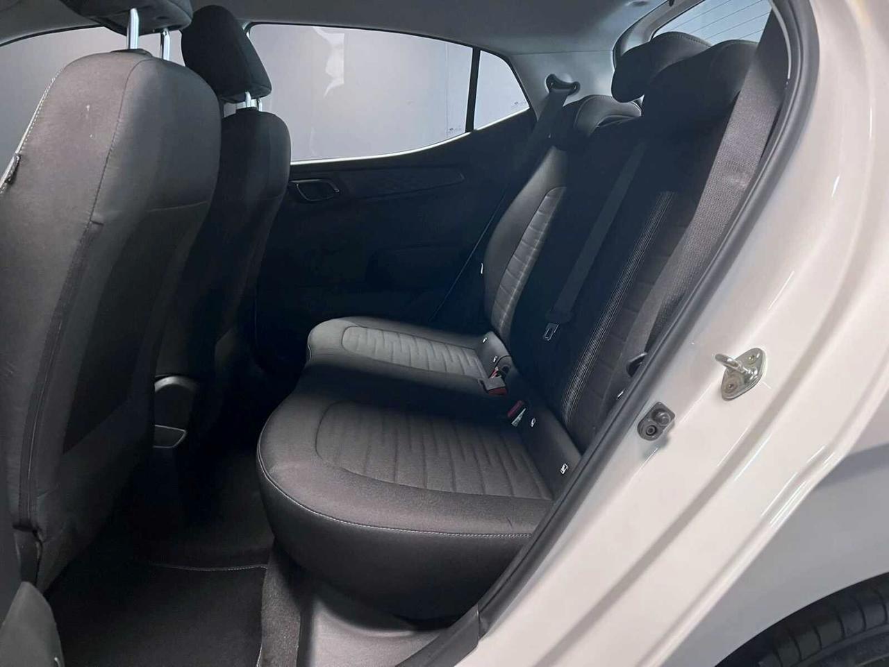 Hyundai i10 1.0 MPI Tech