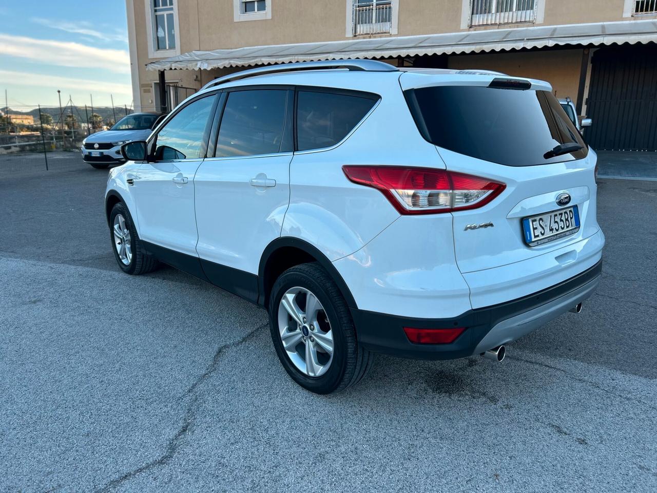 Ford Kuga 2.0 TDCi 140 CV 2WD Titanium DPF