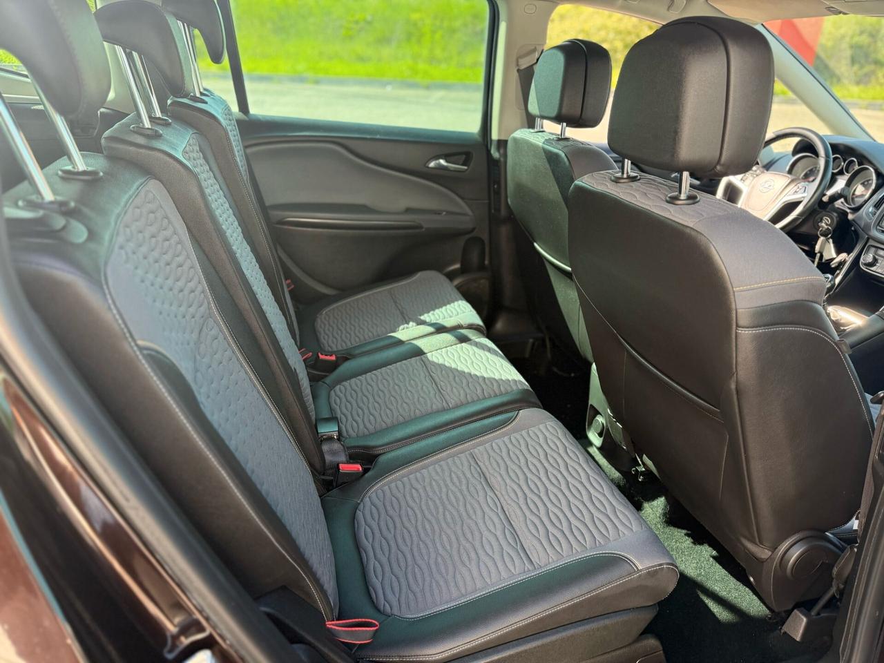 OPEL ZAFIRA 1.6 TURBO METANO 2014 12 MESI DI GARANZIA