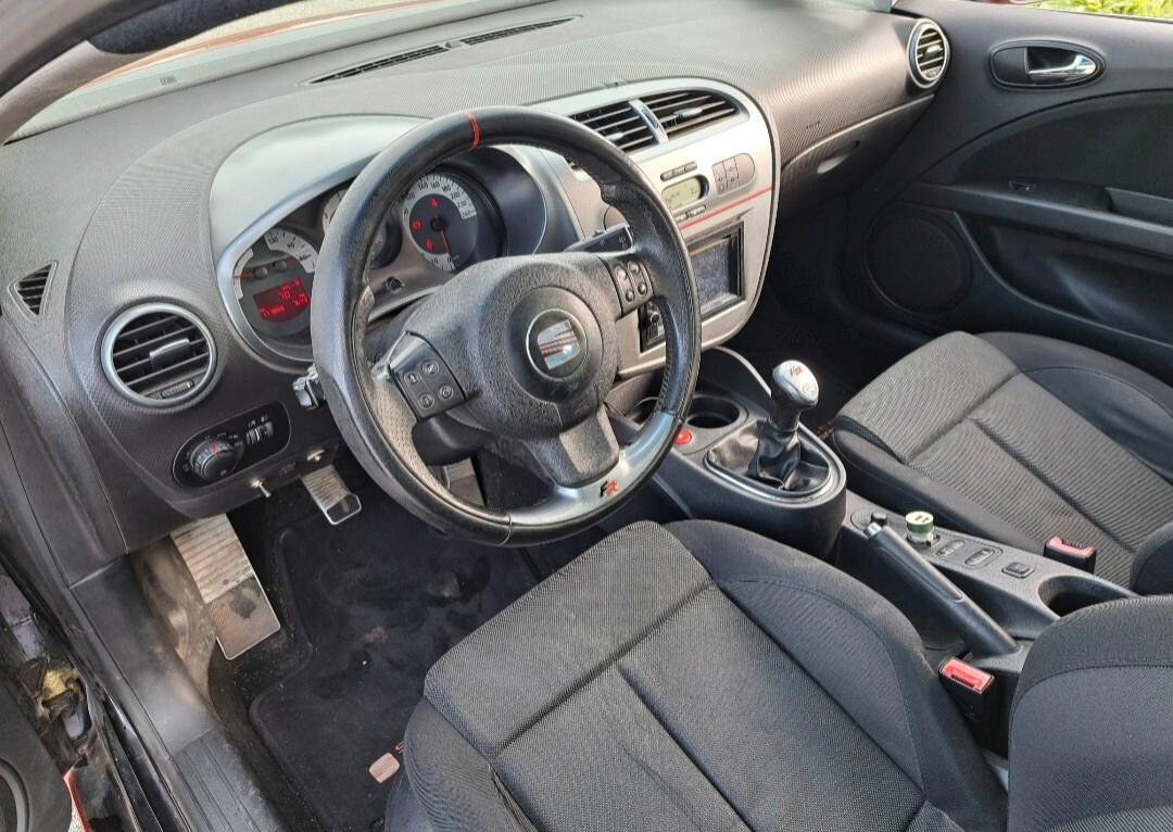 Seat Leon 2.0 TDI DPF FR