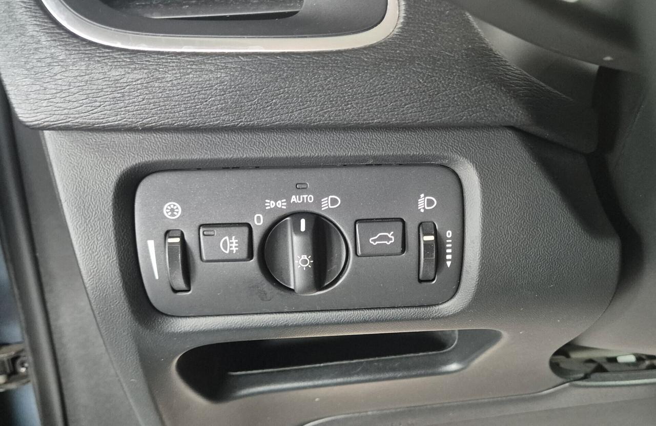 Volvo V40 D2 1.6 Kinetic