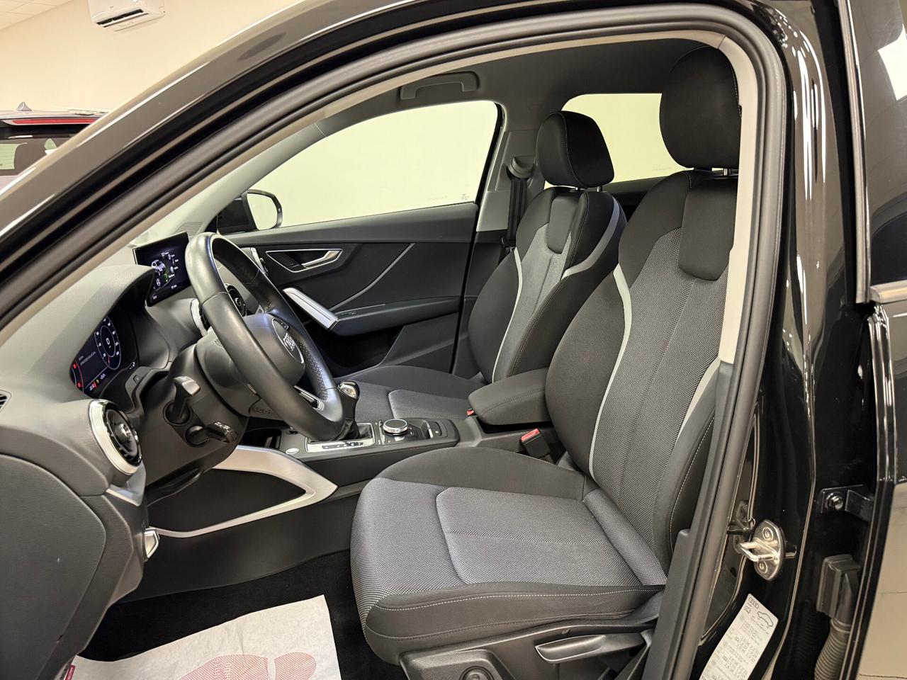 Audi Q2 35 TDI S tronic Identity Black 150 Cv 2022