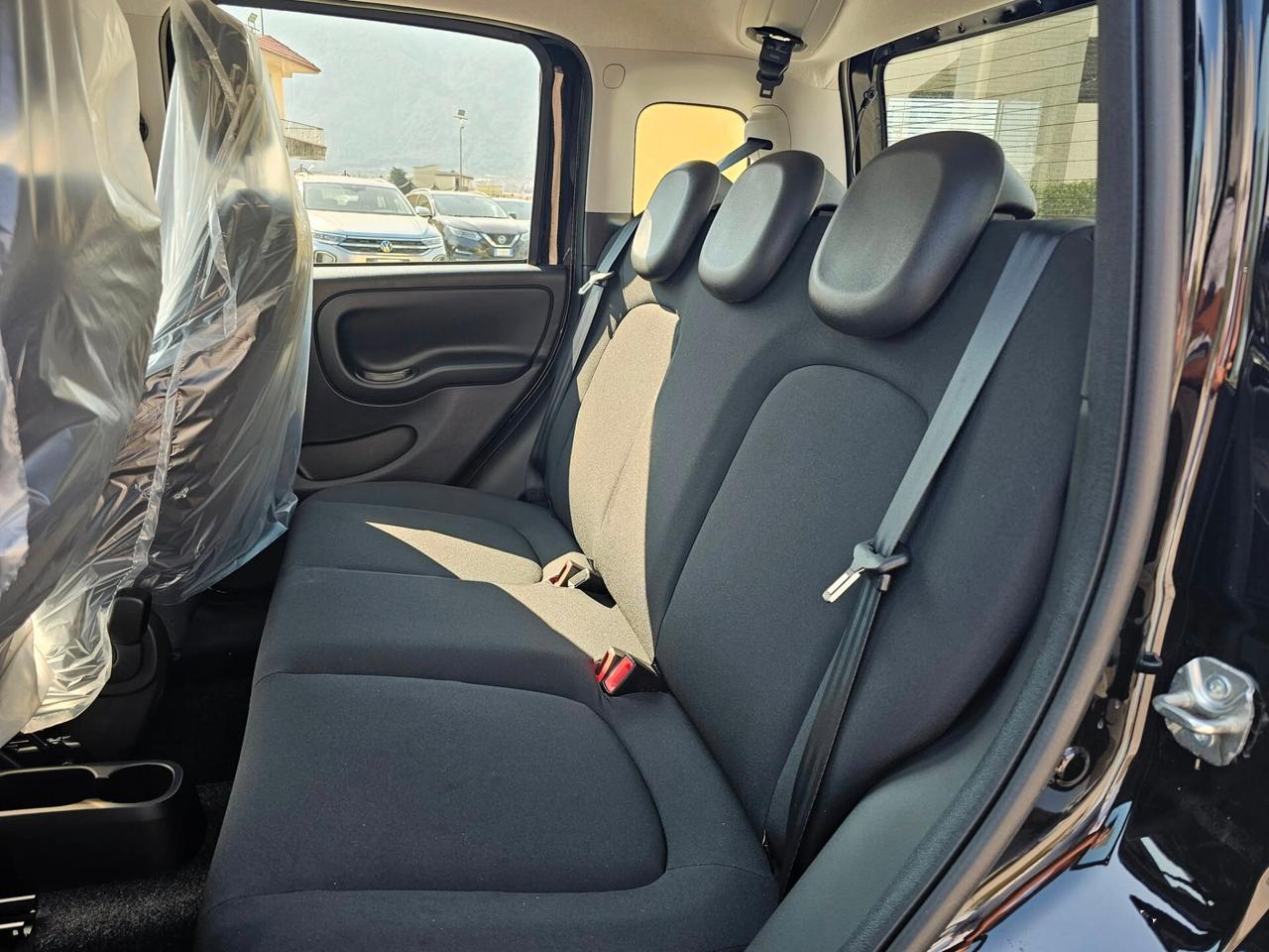 Fiat Panda 1.0 Hybrid KM 0 Senza Obbligo di Finanziamento
