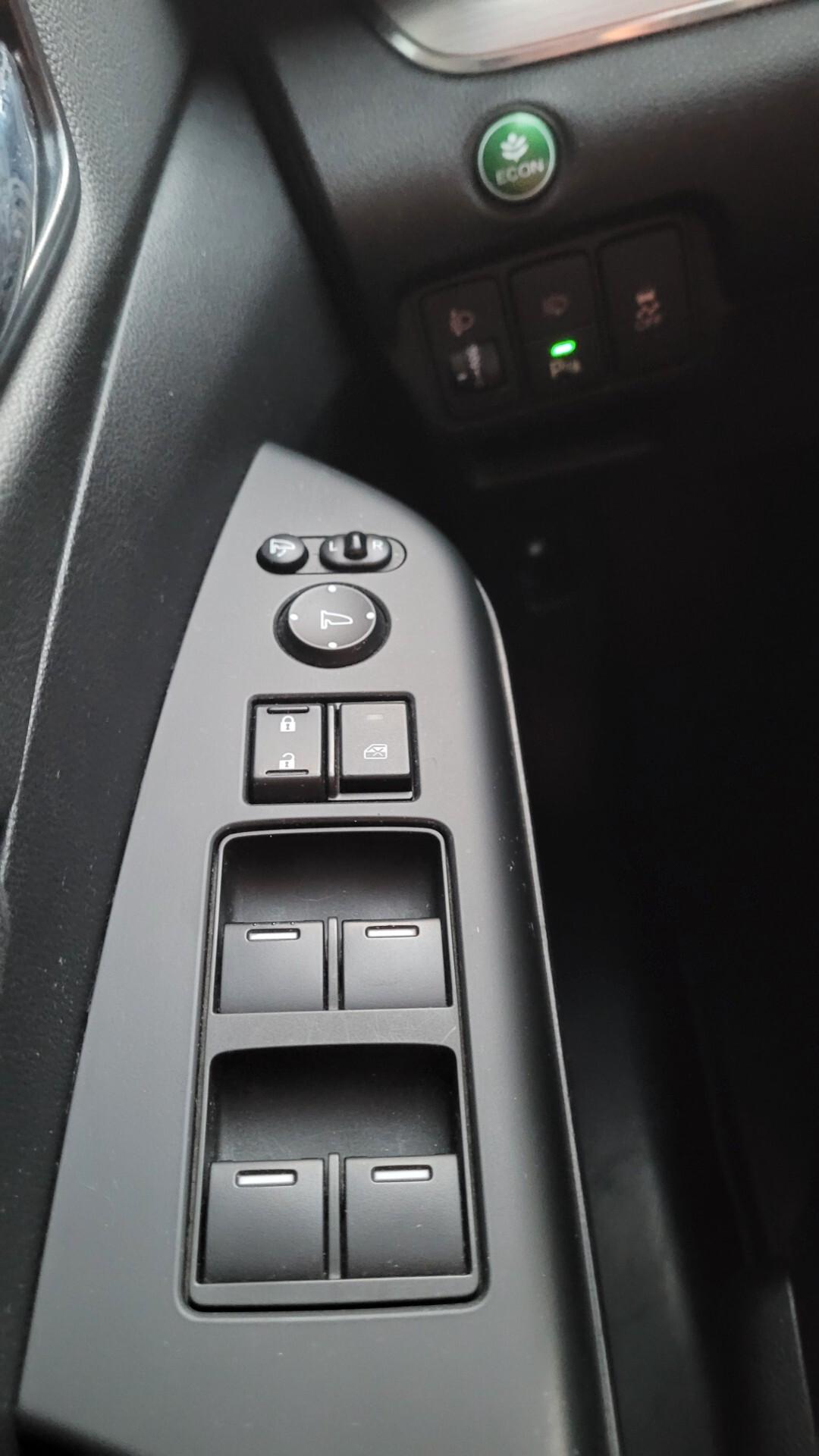 Honda CR-V 1.6 i-DTEC Elegance Navi 2WD
