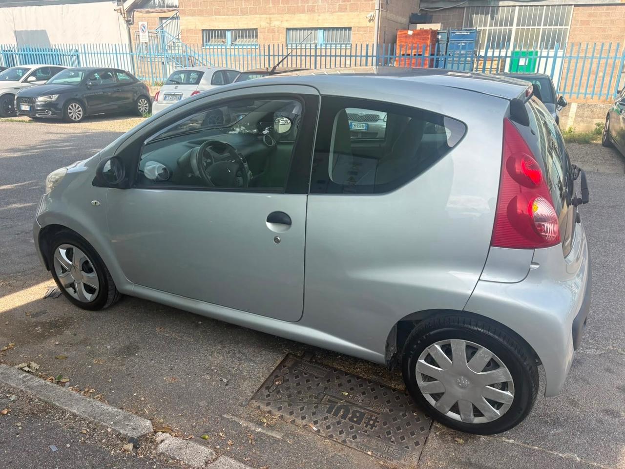 Peugeot 107 1.0 68CV 3p. Desir