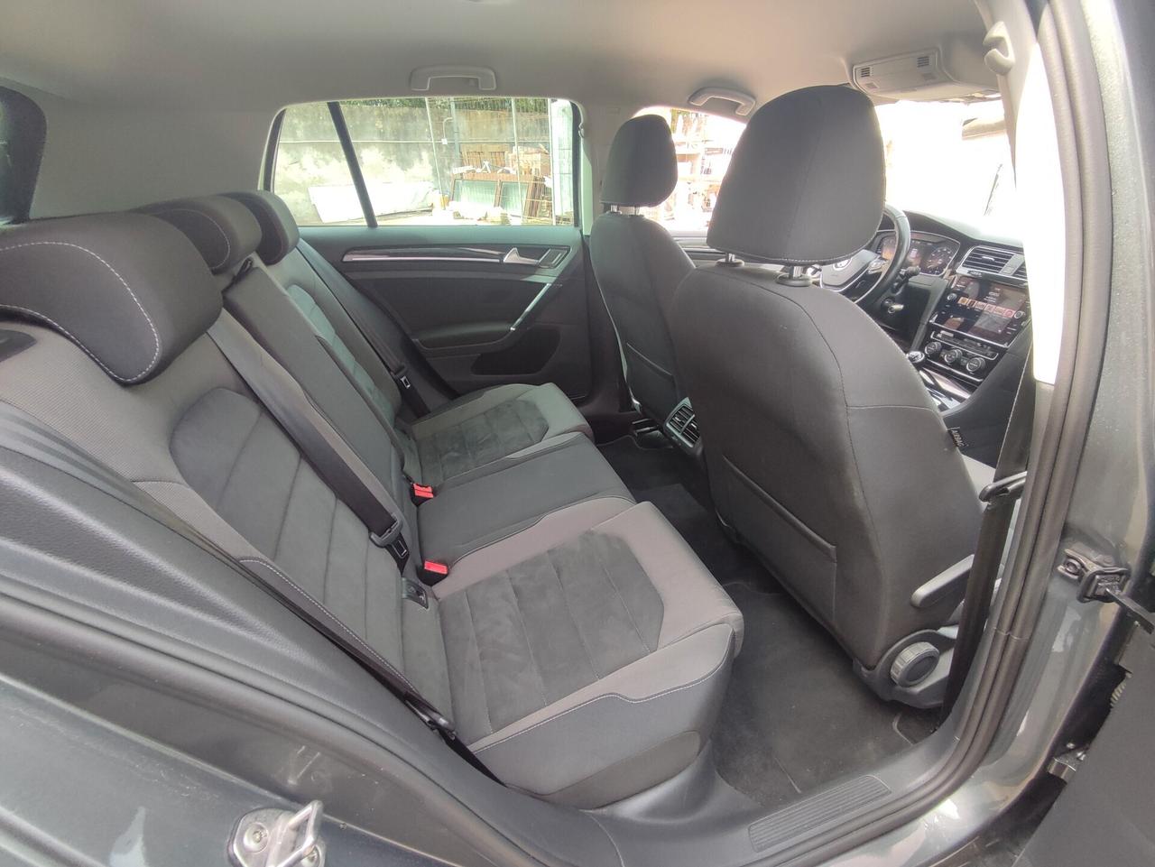 Volkswagen Golf 2.0 TDI 5p. Executive BlueMotion Technology