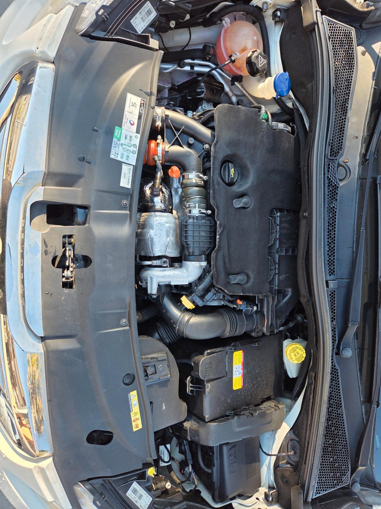 Peugeot 2008 1.6 e-HDi 92 CV Stop&Start Allure