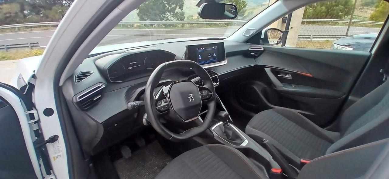 Peugeot 2008 BlueHDi 110 S&S Allure Pack - 2021