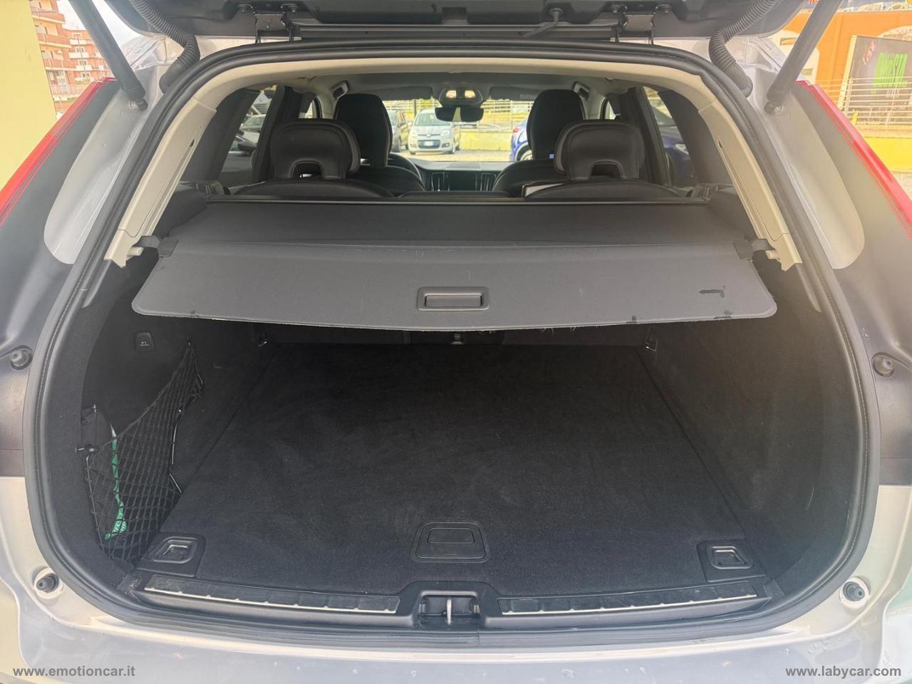 VOLVO XC60 B4 - 2021