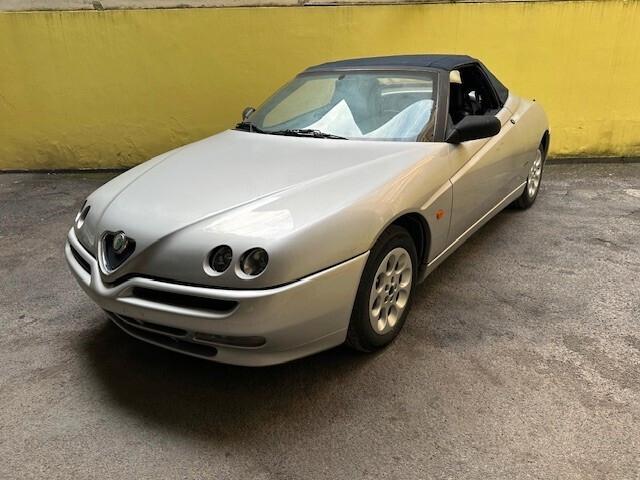 Alfa Romeo GTV Spider 2.0i 16V Twin Spark cat L