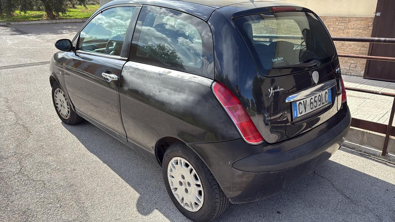 Lancia Ypsilon 1.3 Multijet 16V Argento