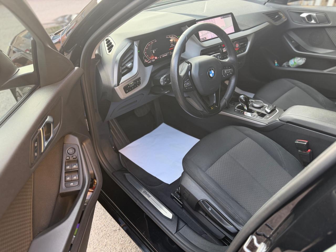 Bmw 118 118i 5p. Colorvision Edition