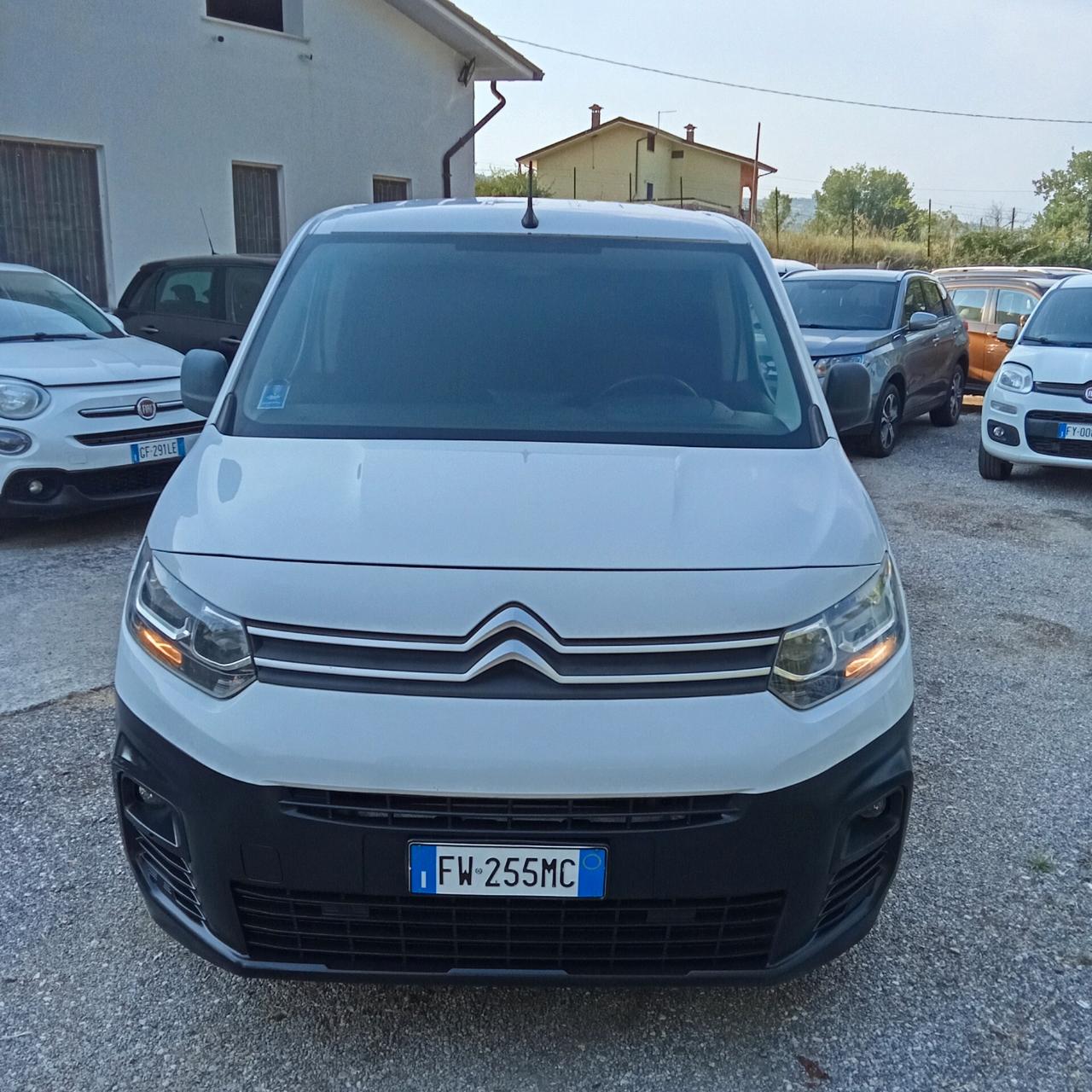 Citroen Berlingo BlueHDi 75 Van 3 posti 019