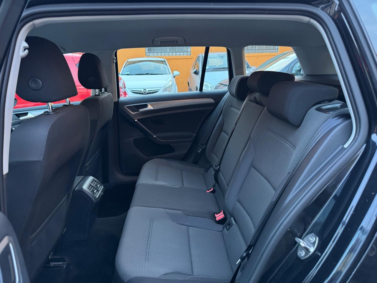 Volkswagen Golf Variant 1.6 TDI 110 CV Highline BlueMotion Tech.