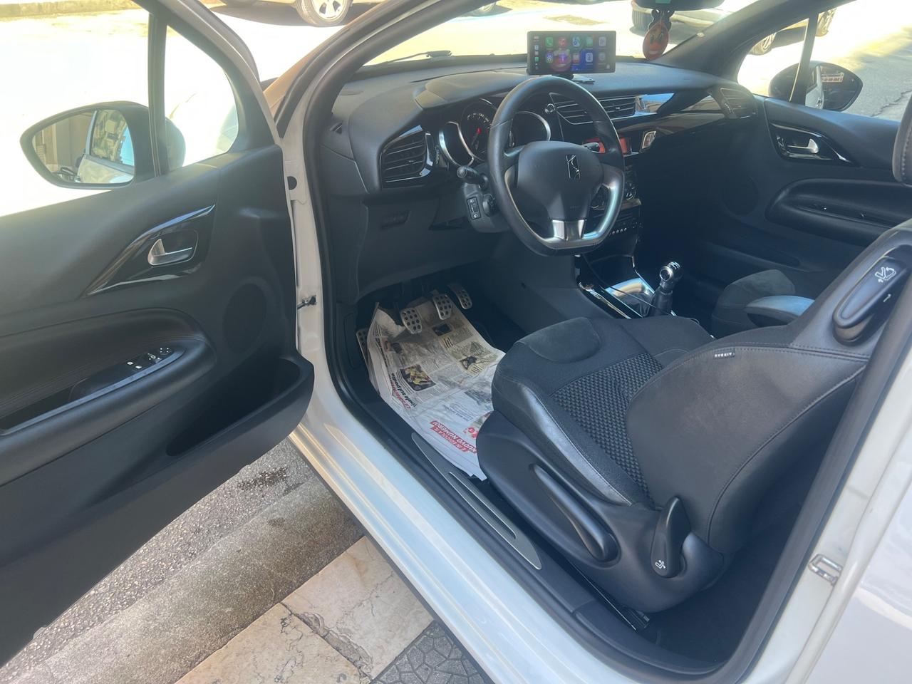 Ds DS3 3 1.6 e-HDi 90 airdream Just Black