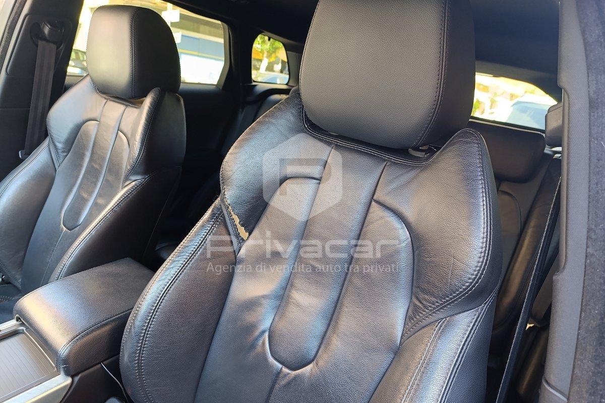 LAND ROVER Range Rover Evoque 2.2 TD4 5p. Dynamic