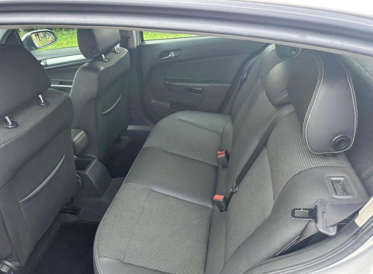 Opel Astra 1.7 CDTI 101CV 5 porte Cosmo