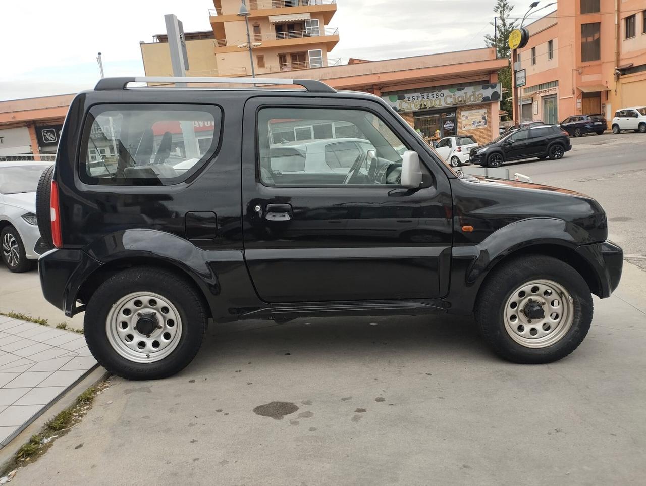 Suzuki Jimny 1.3i 16V cat 4WD JLX