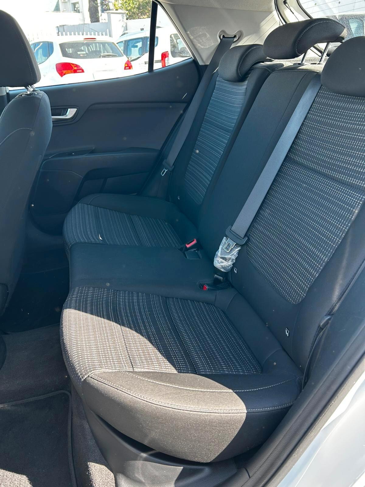 Kia Stonic 1.4 MPI 100 CV Style