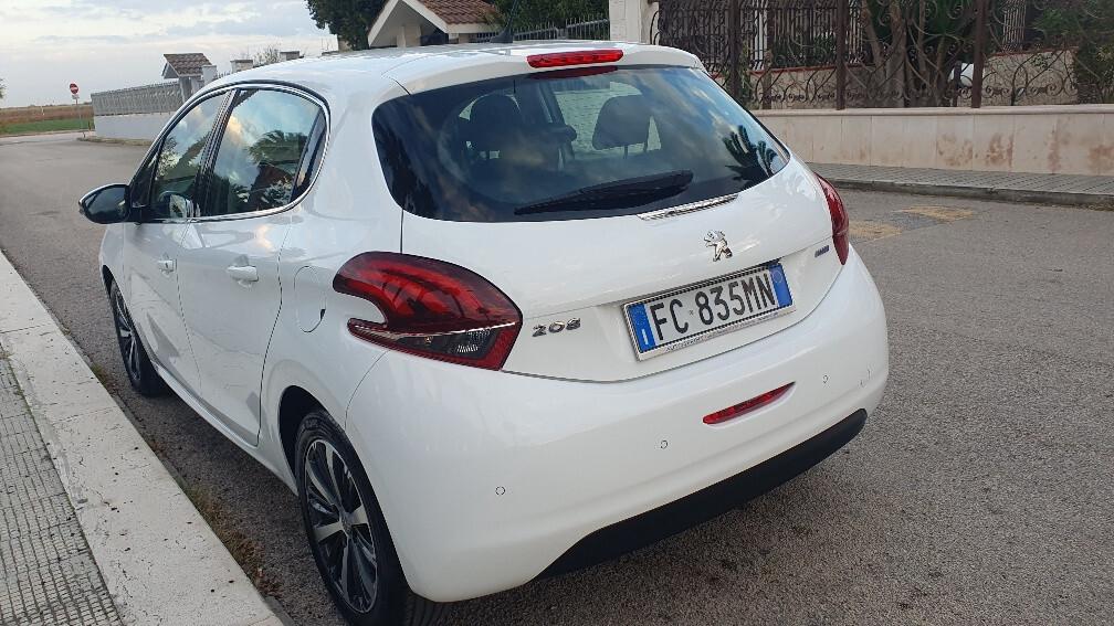 Peugeot 208 Blue 1.5HDi 5 porte" Versione Allure Originale"