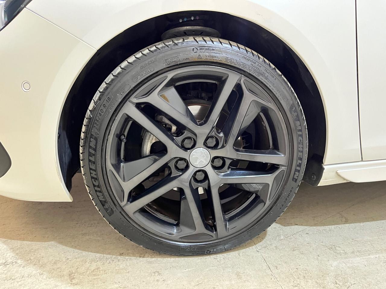 Peugeot 308 BlueHDi 130 S&S EAT8 GT Pack