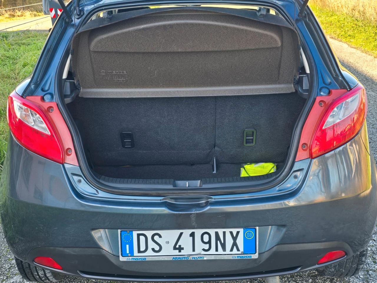 Mazda 2 1.4 DIESEL Con GARANZIA-NEOPATENTATI