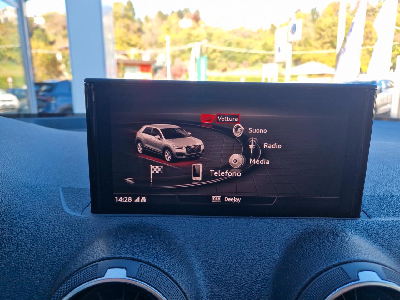 Audi Q2 35 TFSI S tronic Identity Black