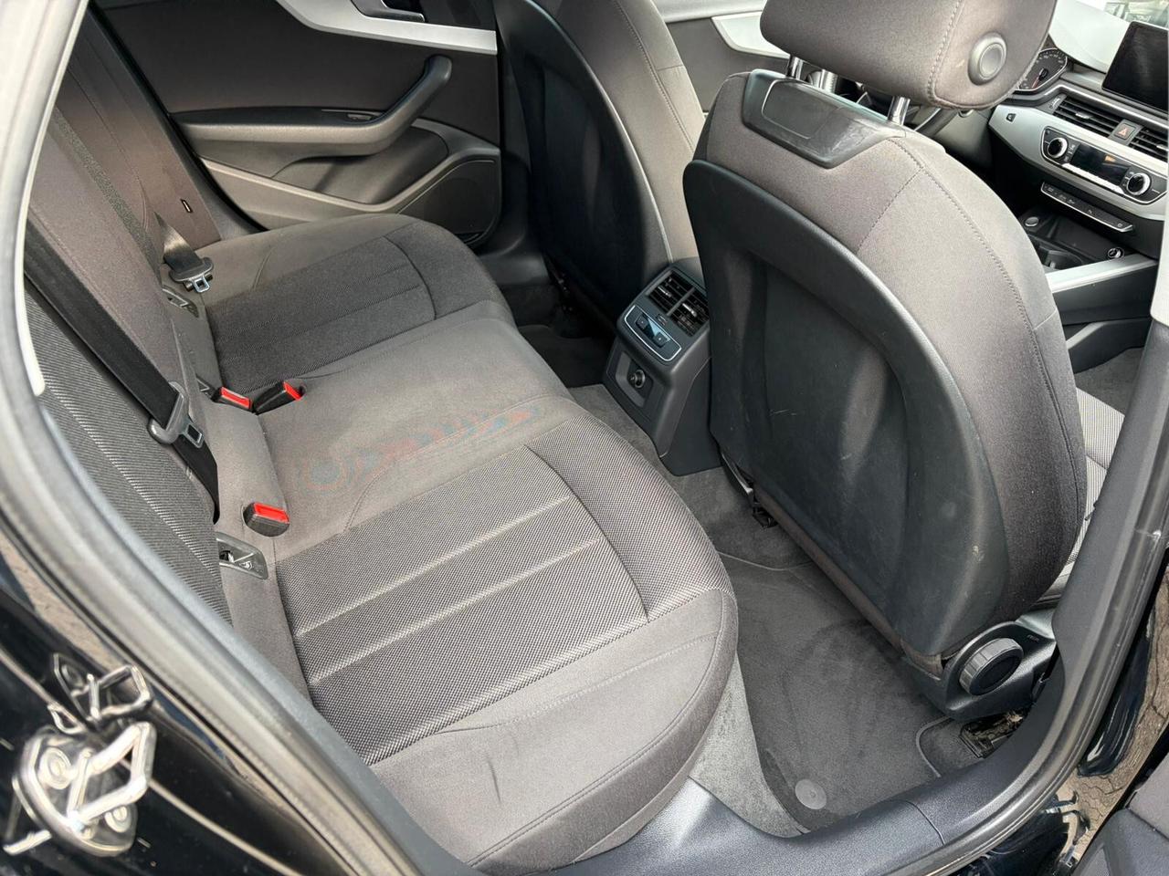 Audi A4 Avant 2.0 TDI 150 CV ultra S tronic Business