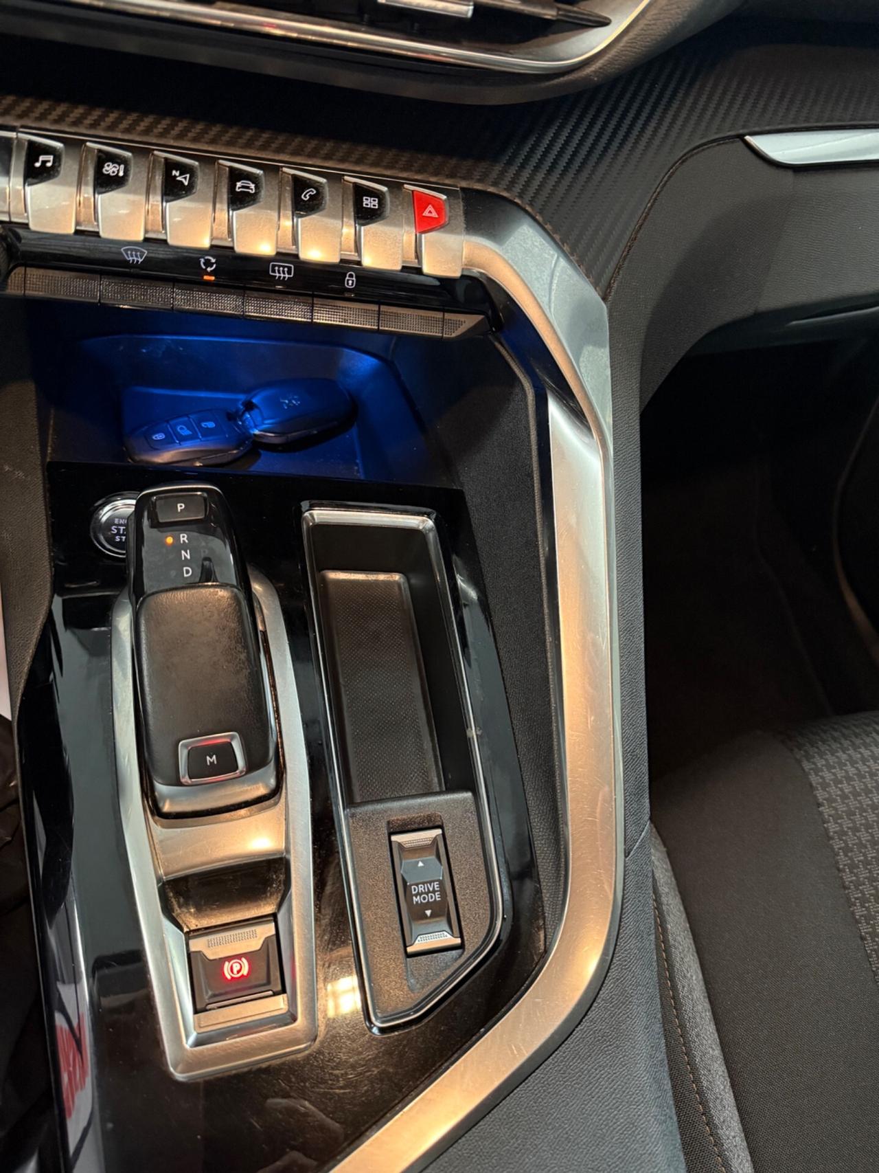 Peugeot 5008 BlueHDi 130 7Posti EAT8 Allure Pack