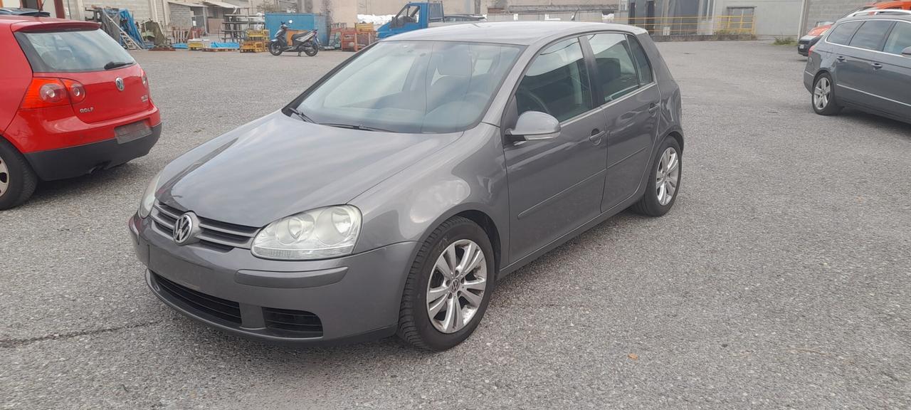 Volkswagen Golf 2.0 16V TDI 5p. Comfortline