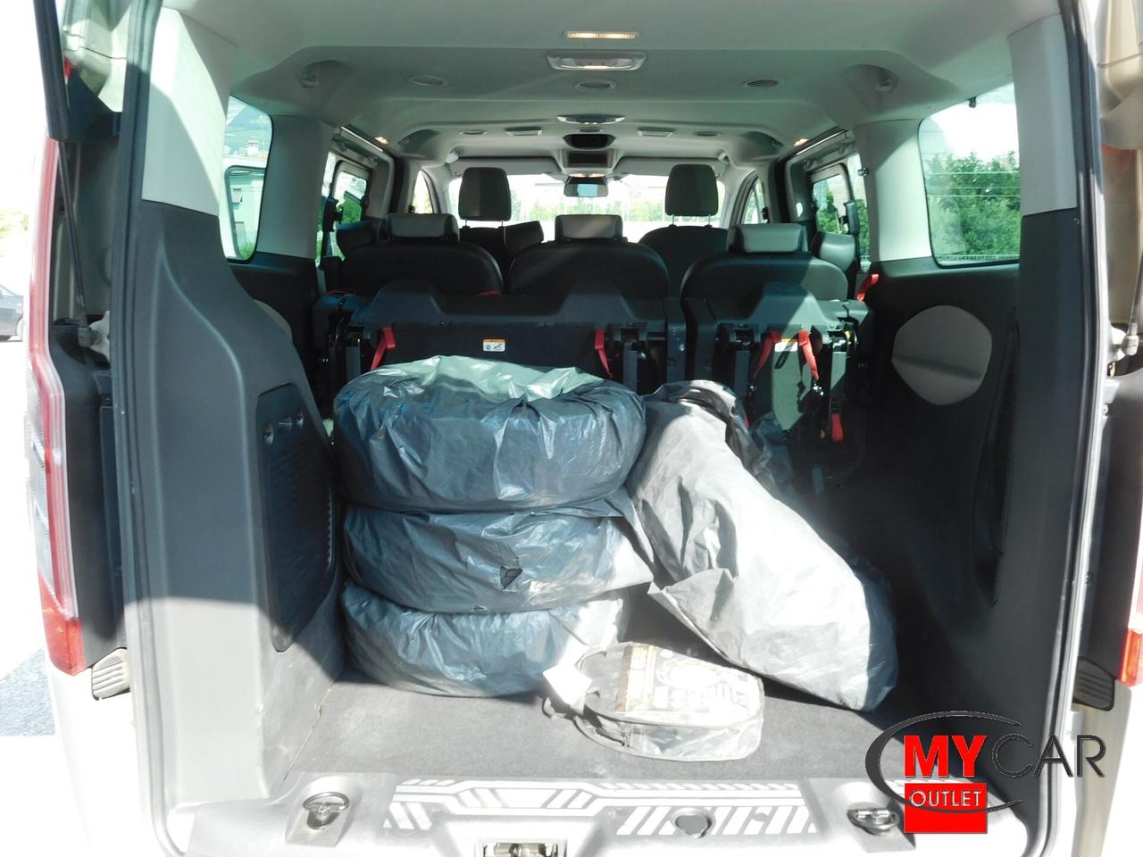 Ford Tourneo Custom 310 2.0 TDCi 170cv PC Titanium