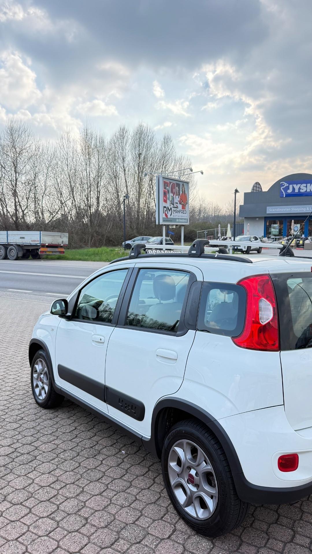FIAT PANDA 4X4 BENZINA EURO 6