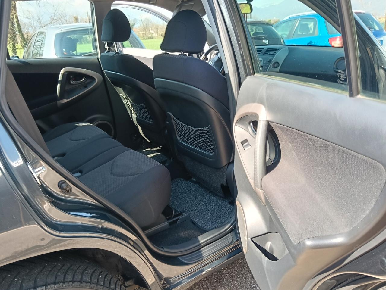 Toyota RAV 4 RAV4 2.2 D-4D 136 CV