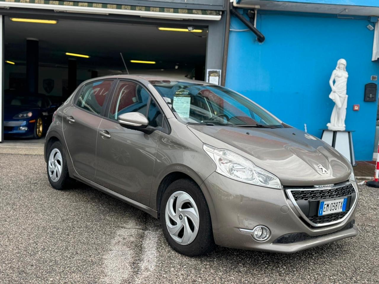 Peugeot 208 1.2 VTi 82 CV 5 porte Allure