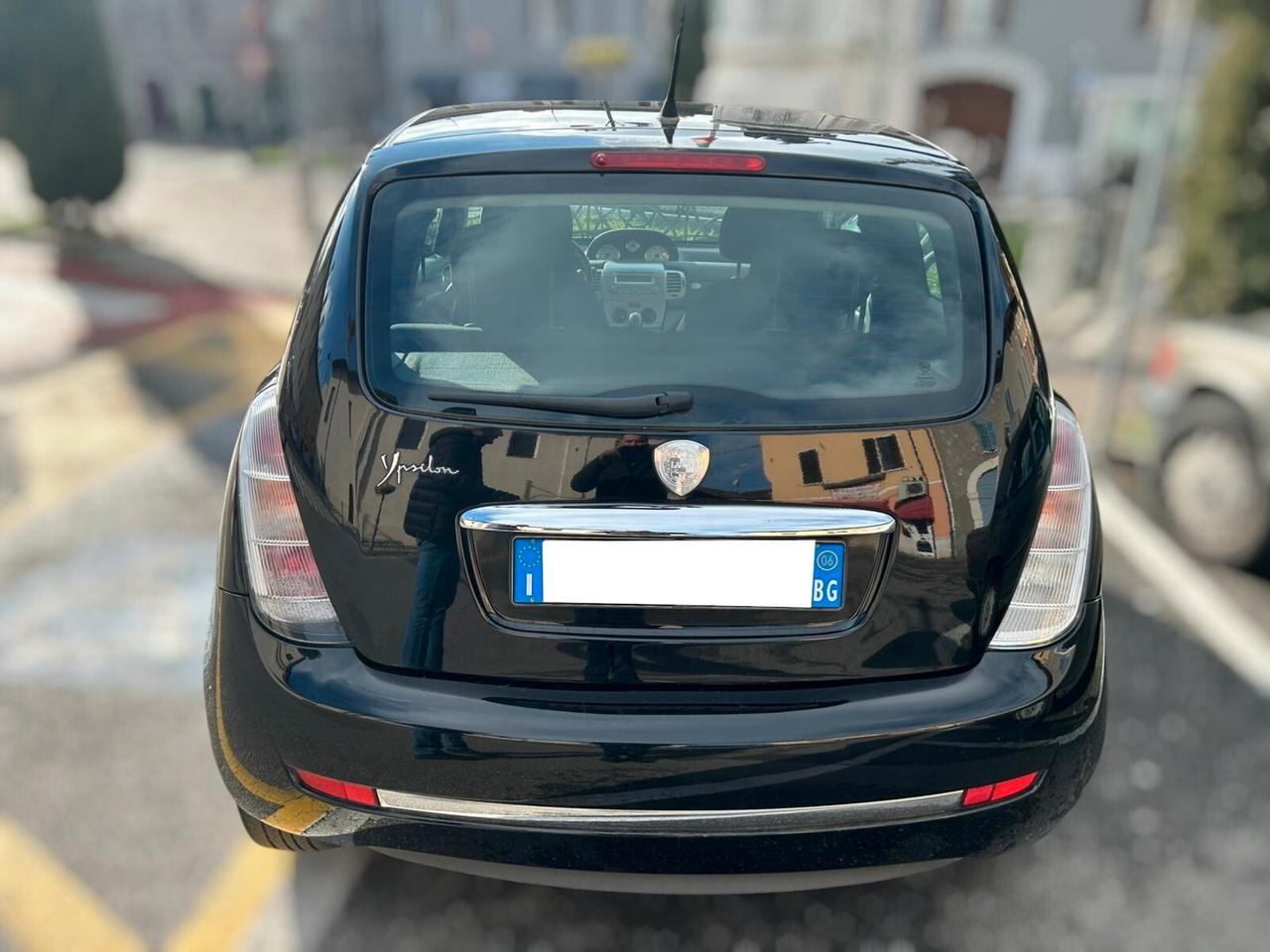 Lancia Ypsilon 1.2 8v - ANCHE PER NEOPATENTATI