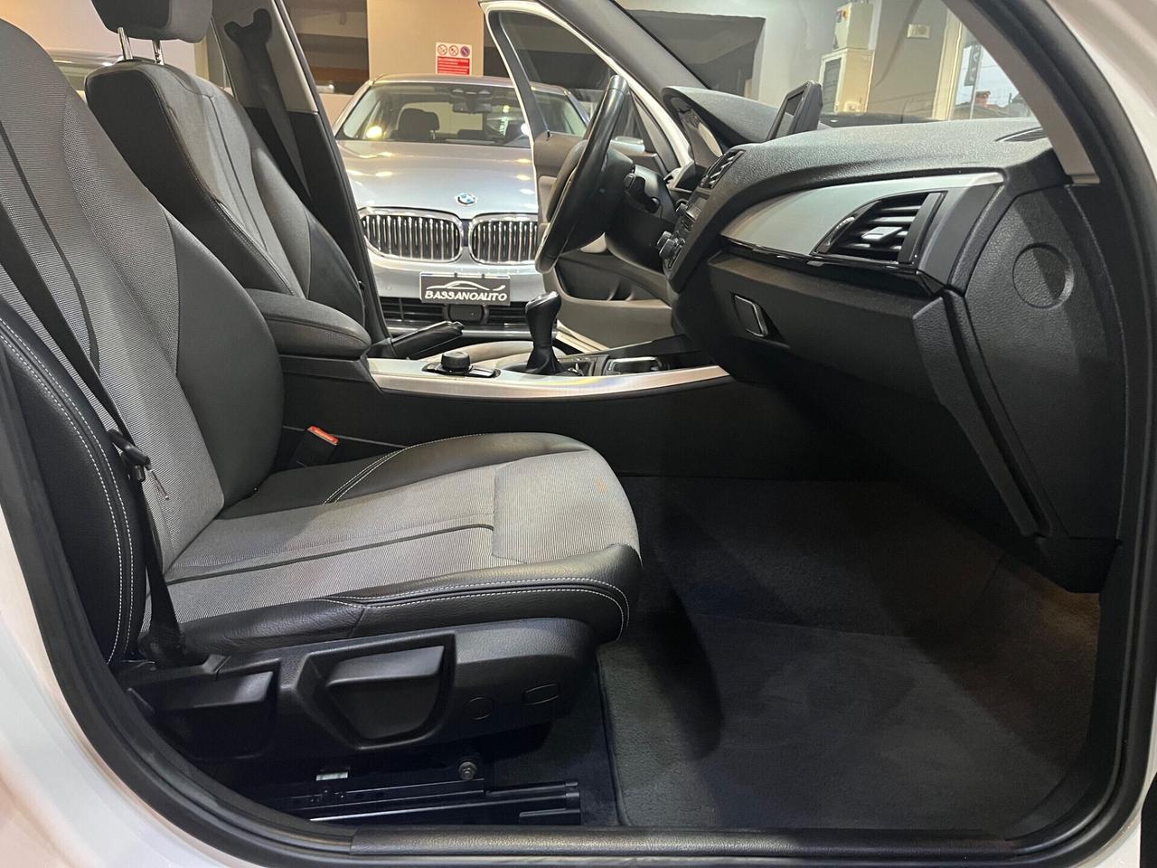 Bmw 118 118d 5p. Unique