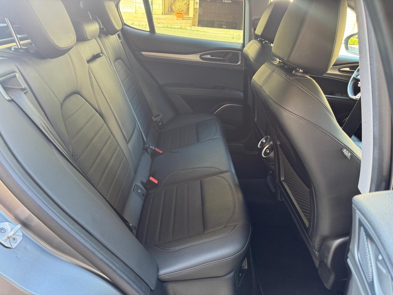 Alfa Romeo Stelvio 2.2d 190 CV AT8 Q4 Sprint
