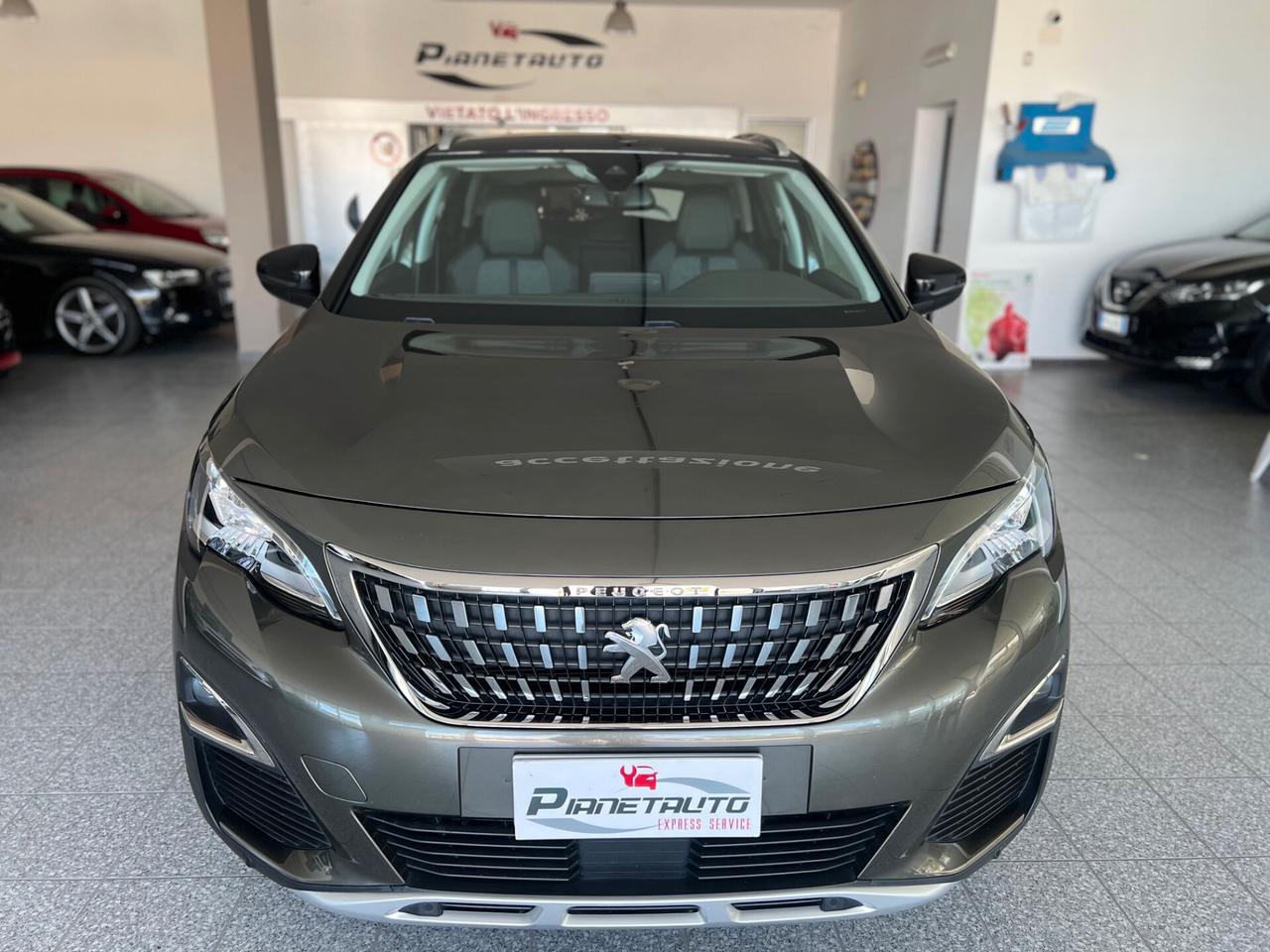 Peugeot 3008 1.5 bluehdi 130cv Allure NAVI/CAMERA/18; PERFETTA!!