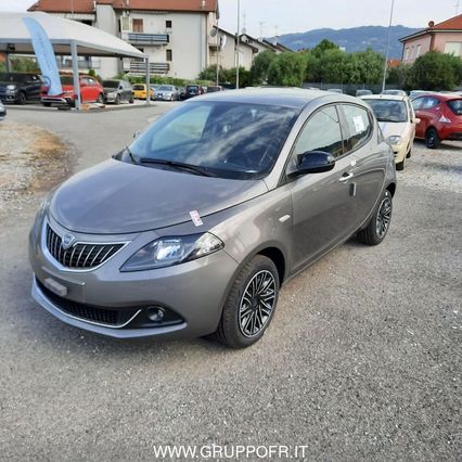 Lancia Ypsilon 1.0 FireFly 5 porte S&S Hybrid Gold