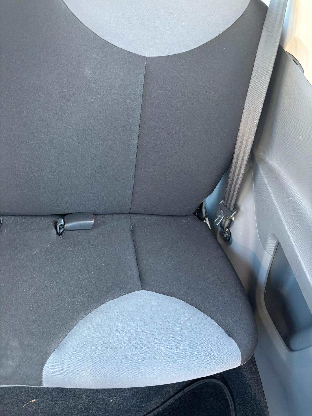 Citroen C1 1.0 3 porte CON SOLO 37.000 KMREALI!!! GARANZIA EUROPEA DI 12 MESI RINNOVABILE FINO A 36 MESI!!!