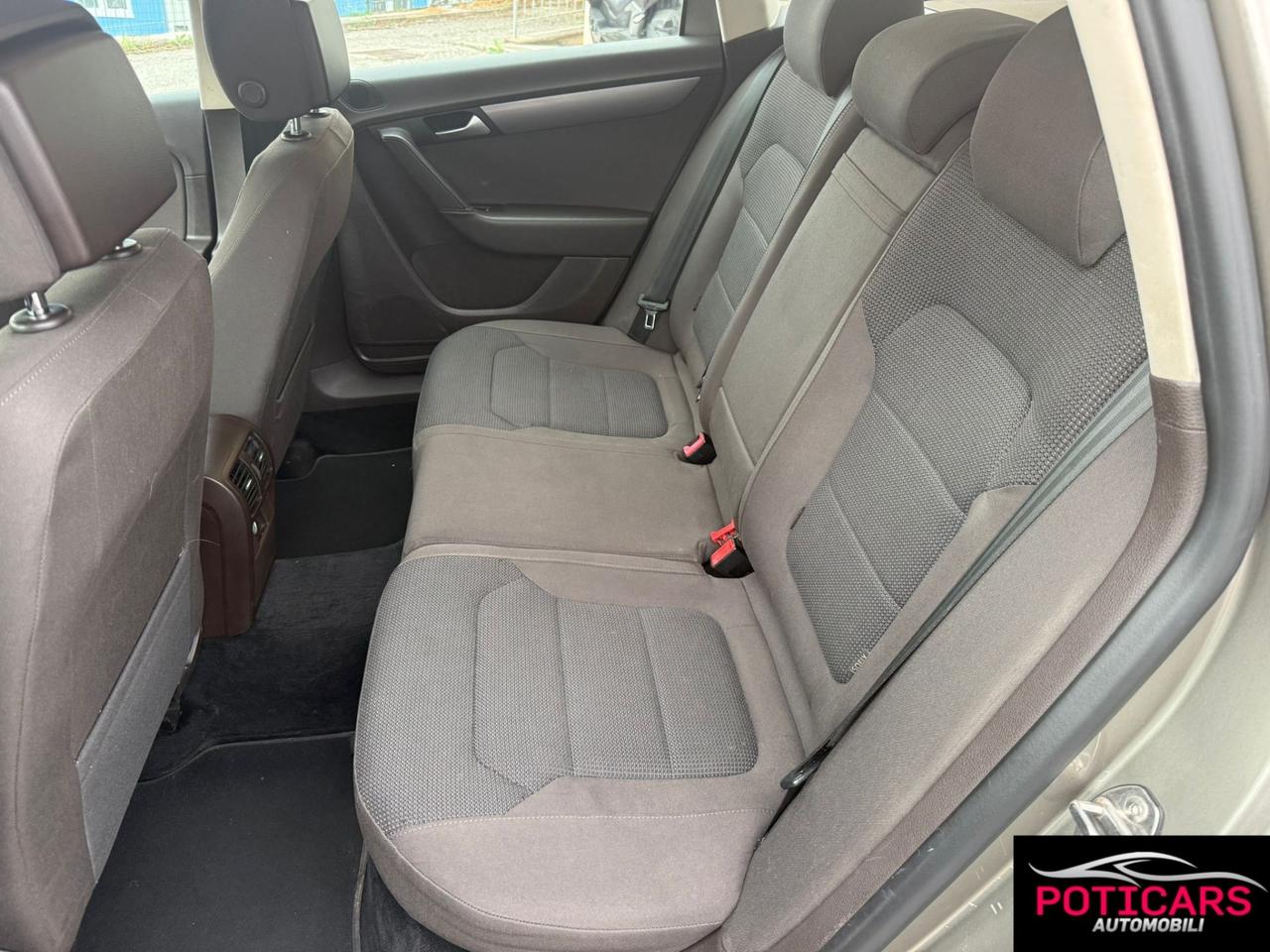 Volkswagen Passat Var 1.6TDI 105 DSG High. BMT