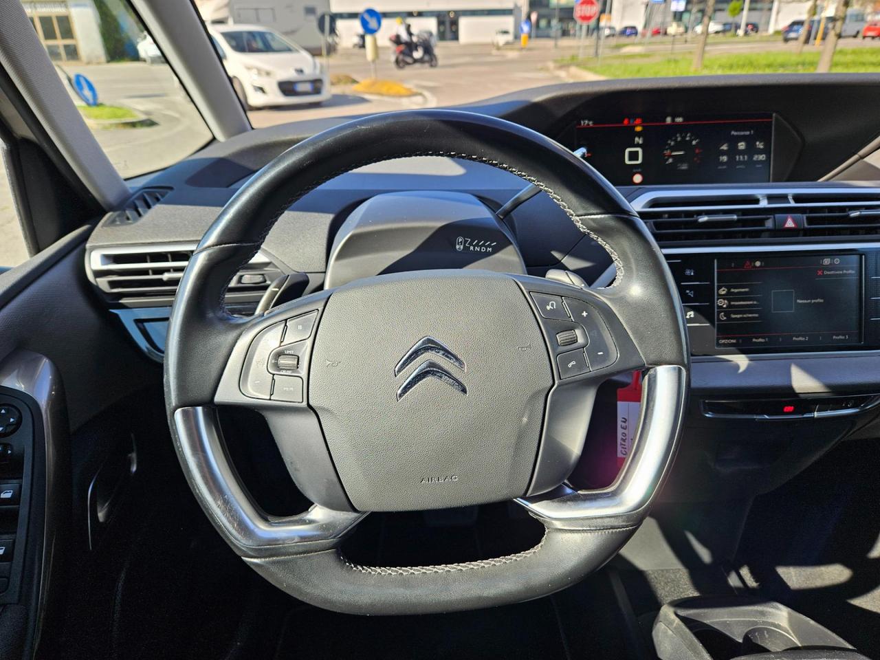 Citroen C4 Grand Spacetourer 1.5 bluehdi Shine s&s 130cv eat8 7 posti