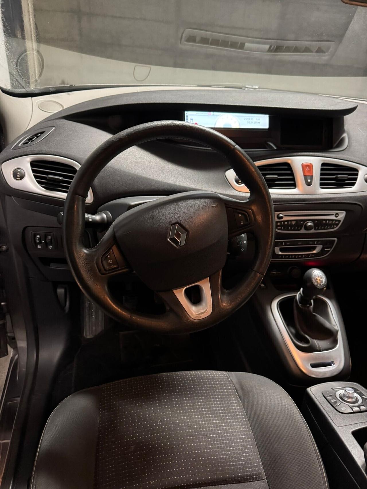 Renault Scenic Scénic X-Mod 1.5 dCi 110CV 2009