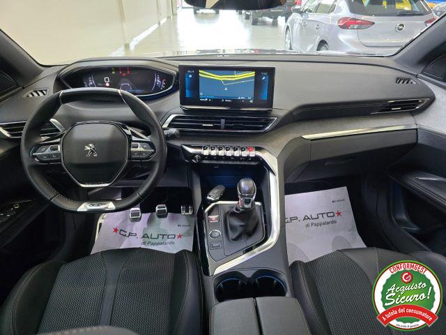 PEUGEOT 3008 PureTech Turbo 130 GT + Tetto