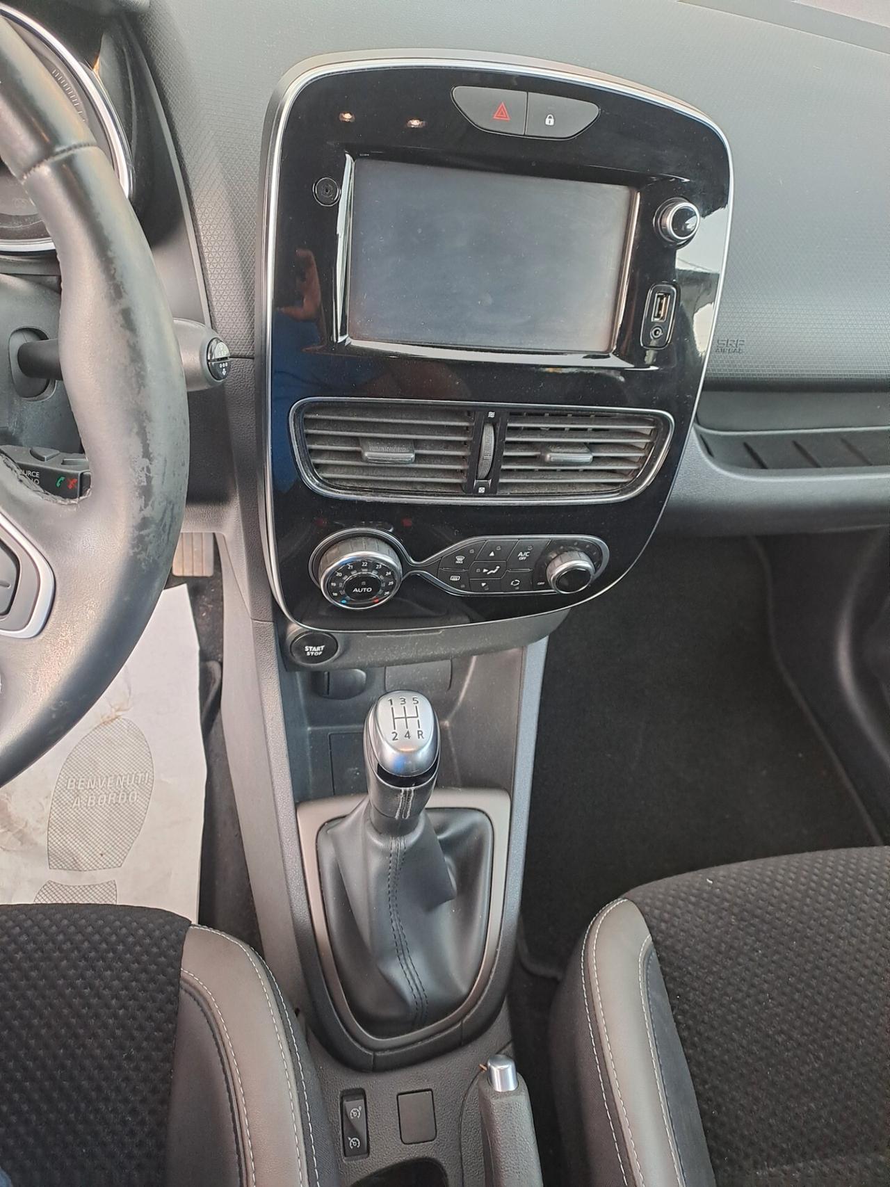 Renault Clio 1.2 75CV 5 porte Life
