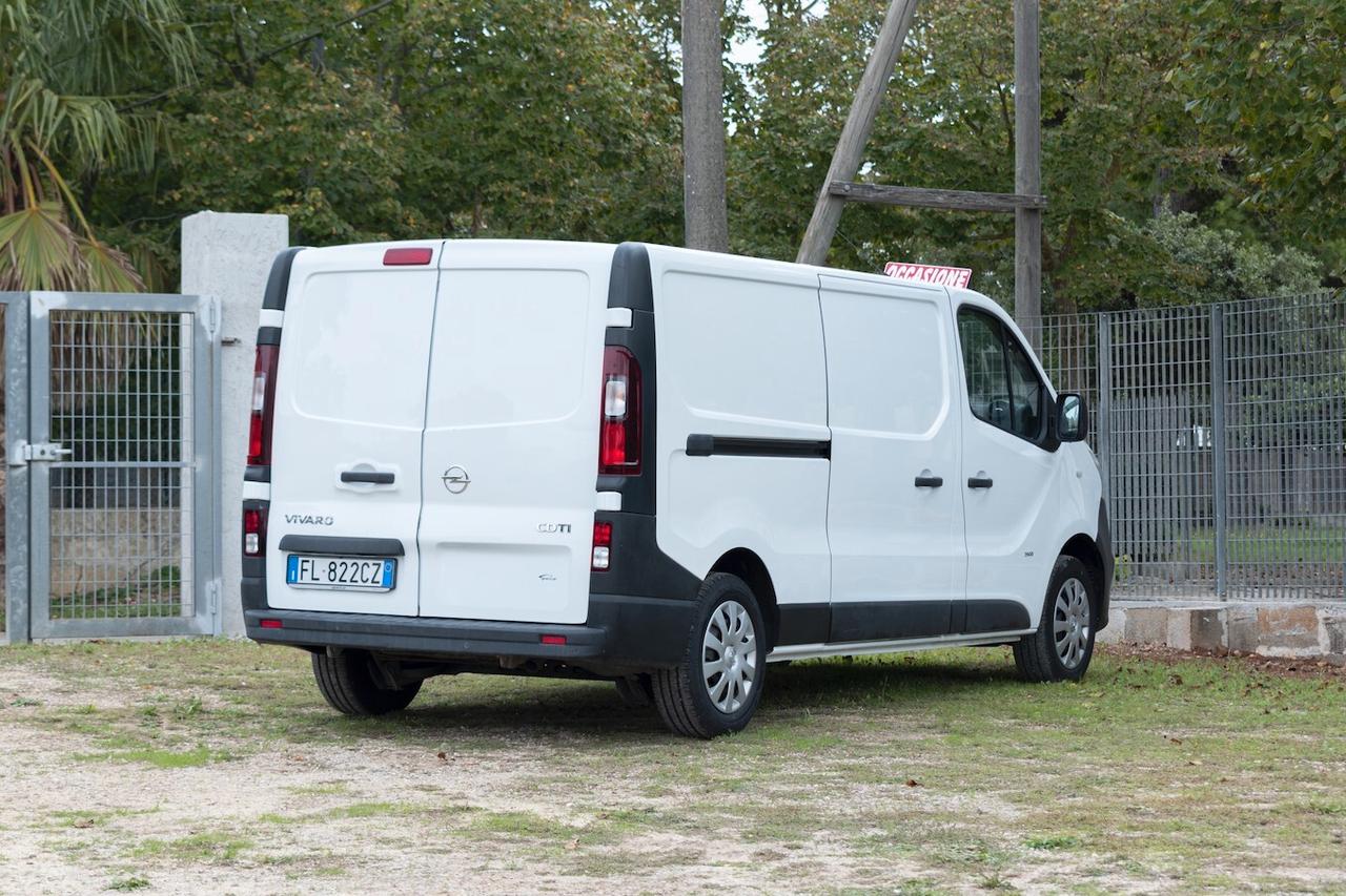 Opel Vivaro 1.6 TDCI L2H1 passo lungo Iva I.